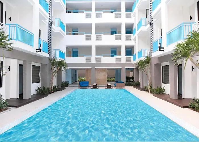 Hotel Bloo Bali 3*