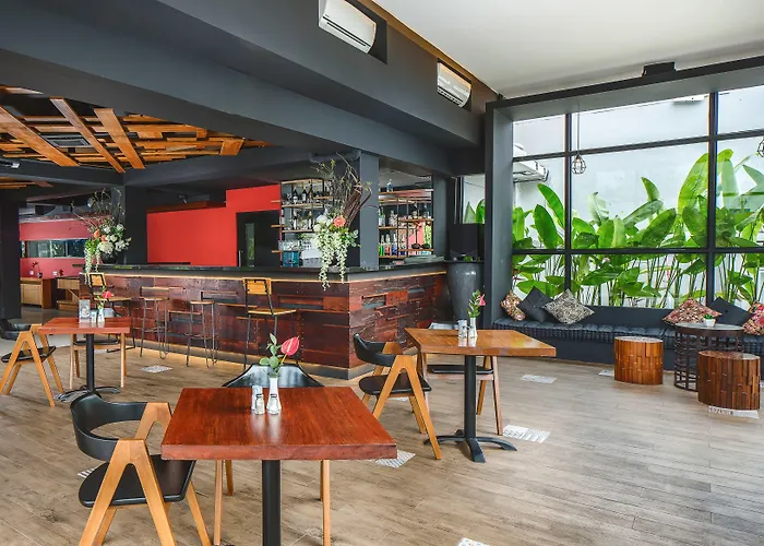 Hotel Bloo Bali 3*