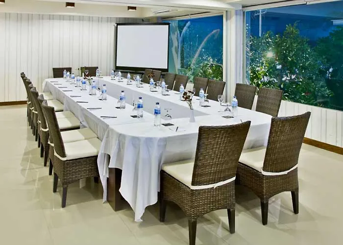 Bloo Bali Hotel Kuta Lombok