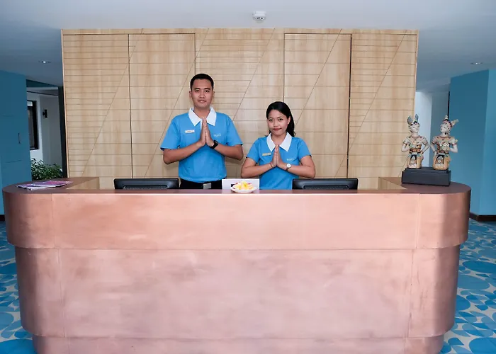 Hotel Bloo Bali Kuta Lombok